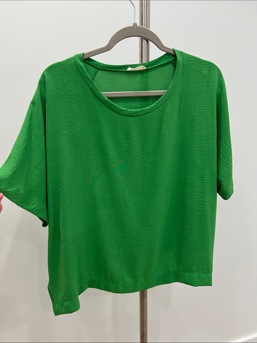 Women's Short-Sleeve Crew Neck Top in Green